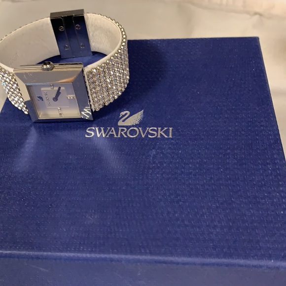 Swarovski crystal watch, with magnetic closure - Picture 3 of 5